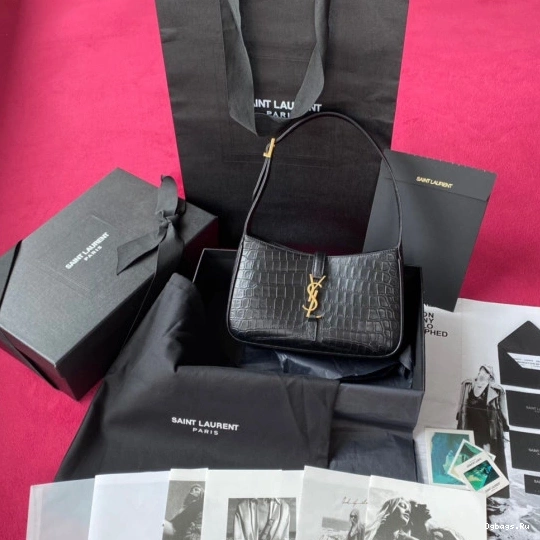 YSL À 5 LE 7 HOBO BAG 0824